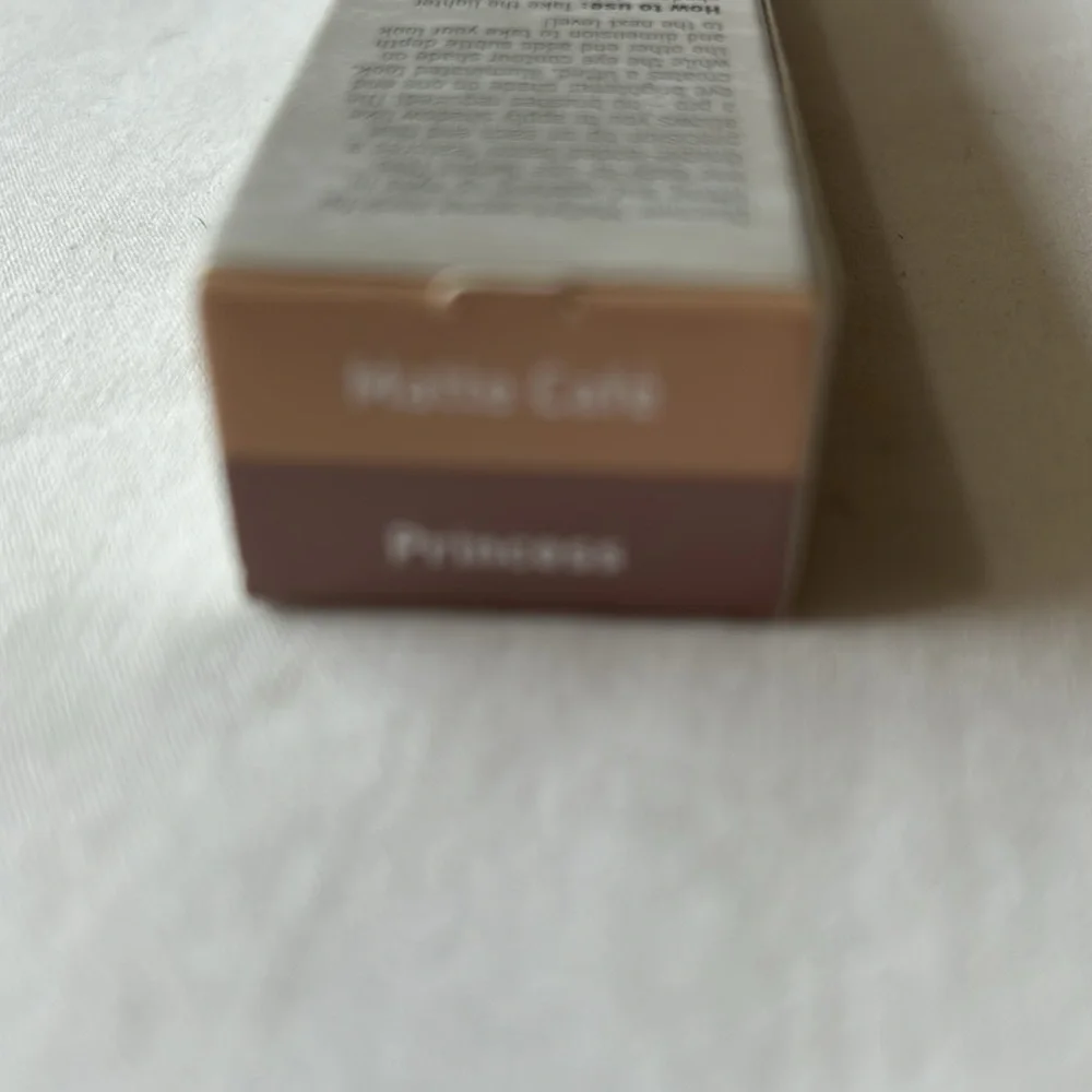Mally Secret Lift Eyeshadow Baton Duo- Matte Cafe/Princess   NIB